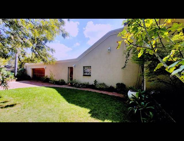 5 BEDROOM HOUSE FOR SALE IN ELARDUSPARK